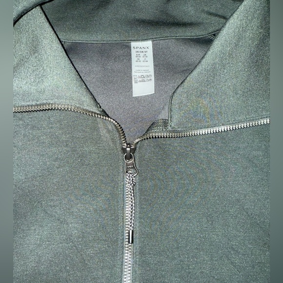 SPANX AIR ESSENTIALS 1/2 ZIP, NWOT, OLIVE, 3X - Picture 3 of 6